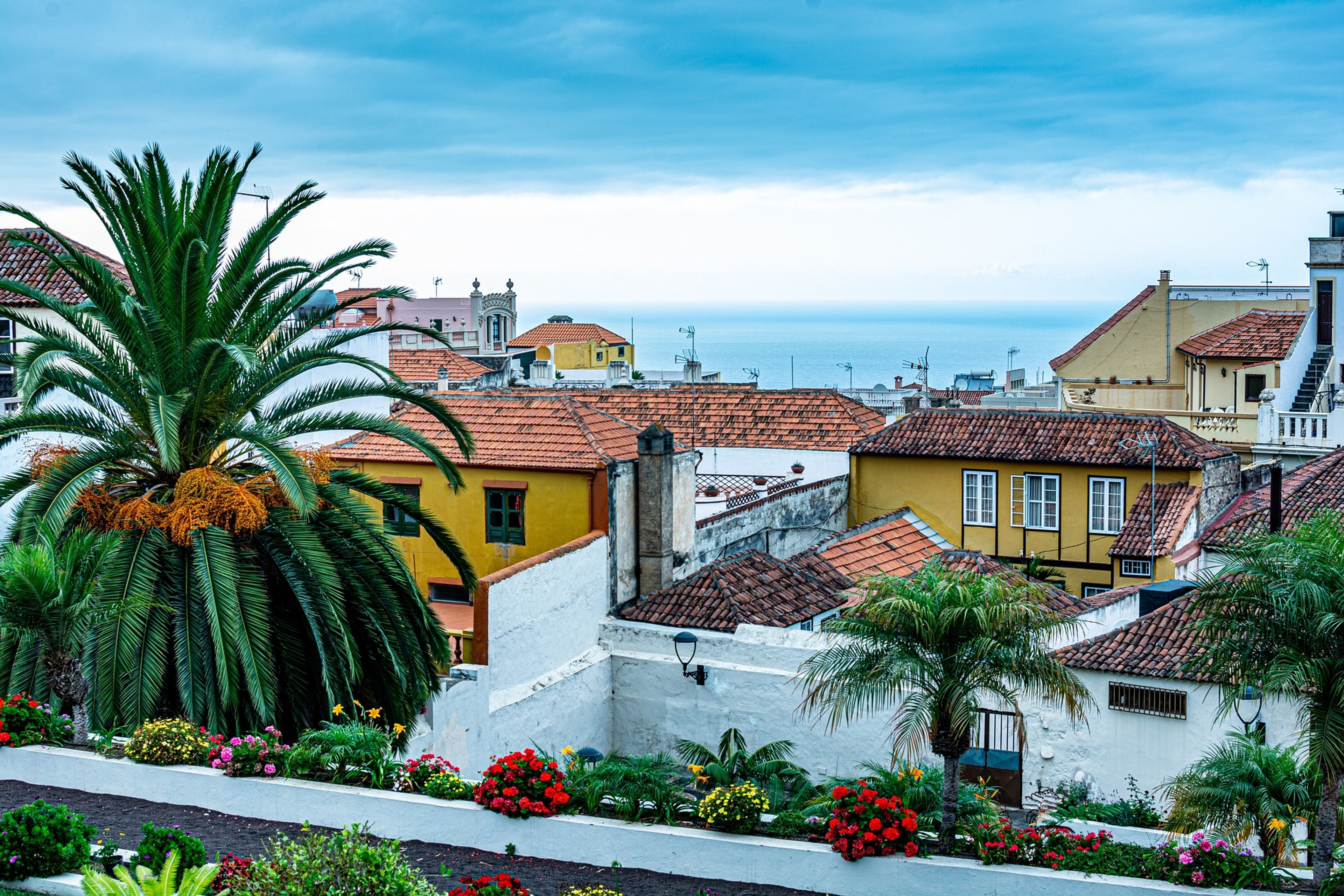 Tenerife si è stancata del turismo di massa Cover