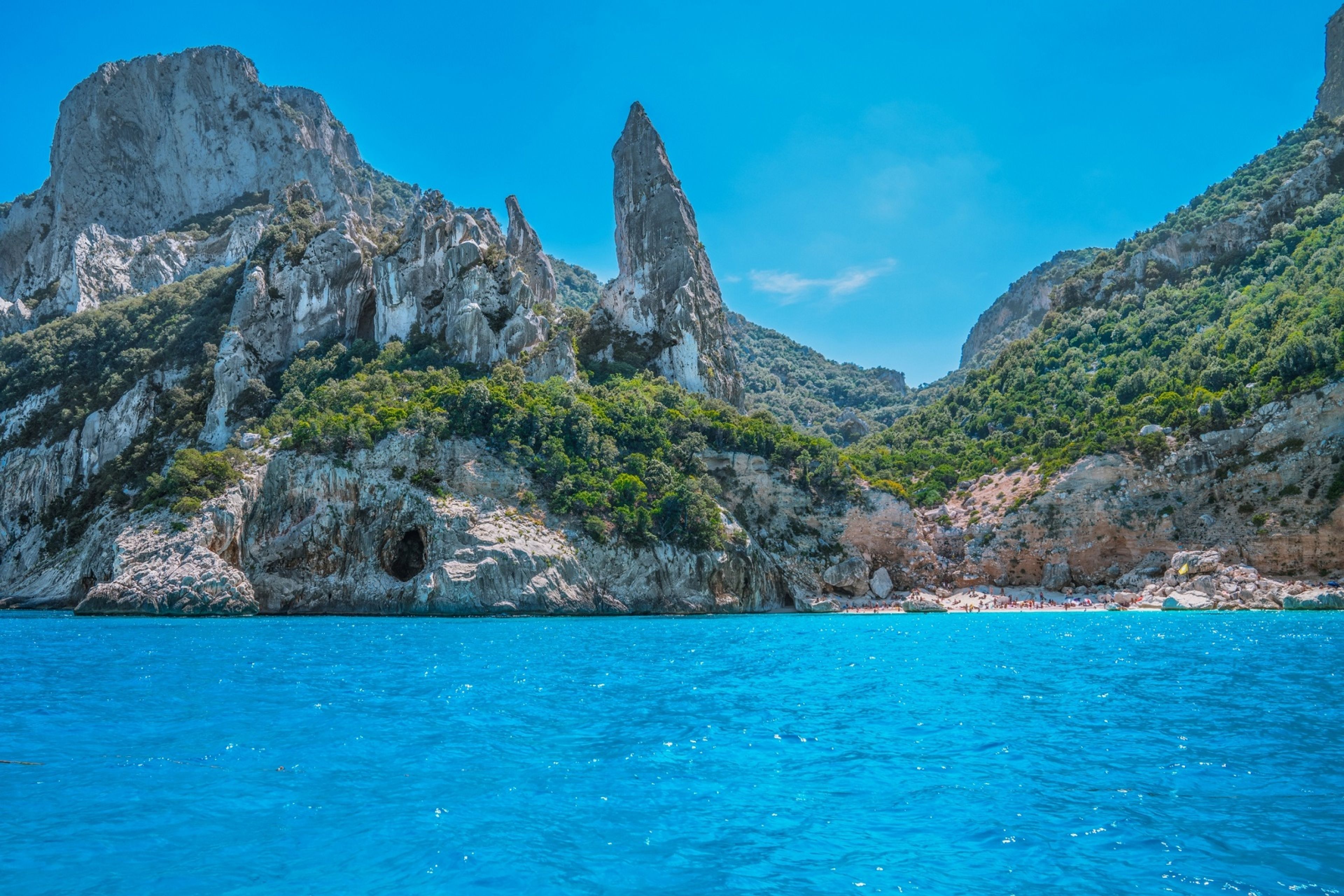 Goloritzè, raggiungere questa perla mediterranea Cover